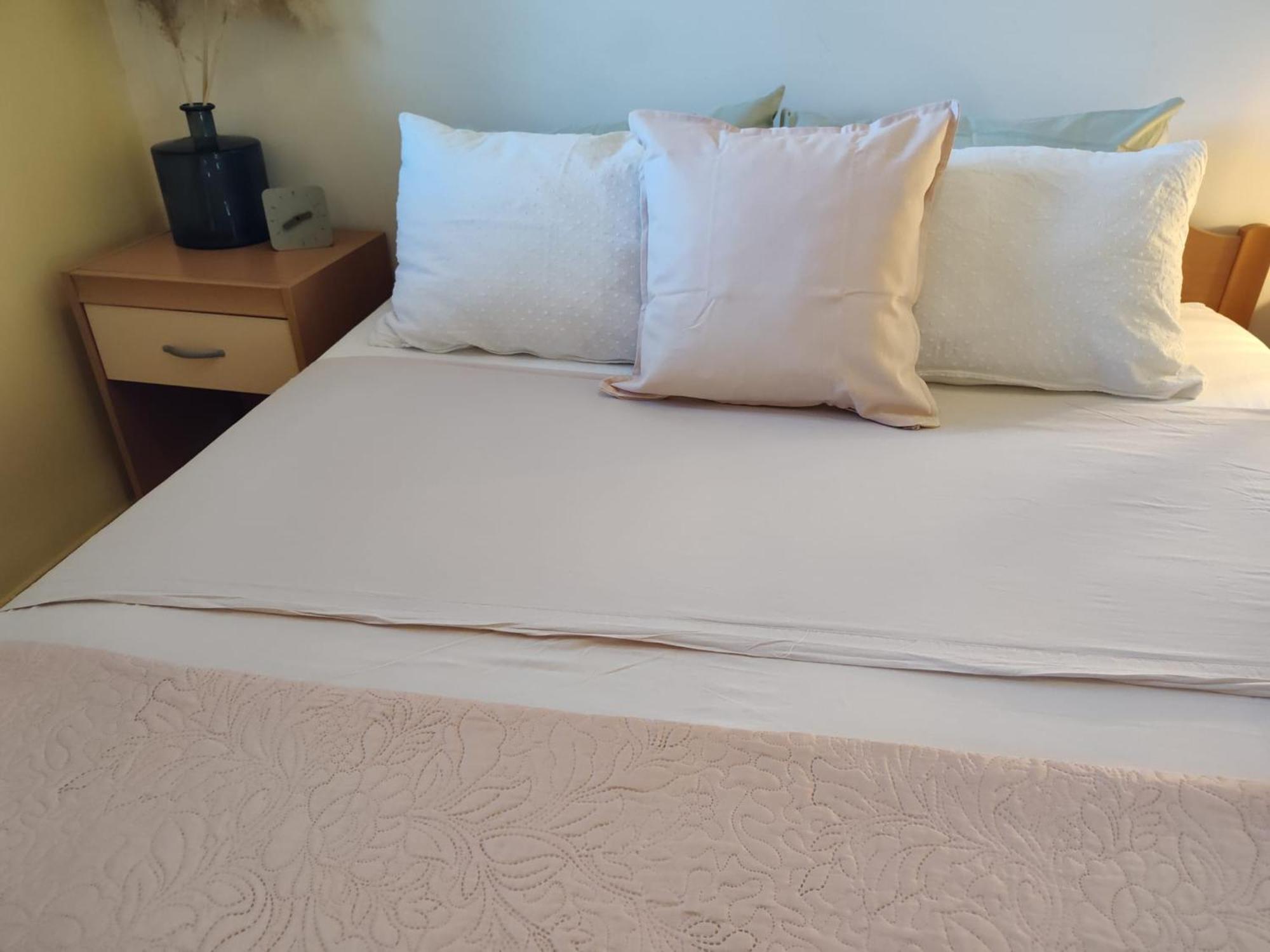 Hilltop Villa ريسيكا المظهر الخارجي الصورة